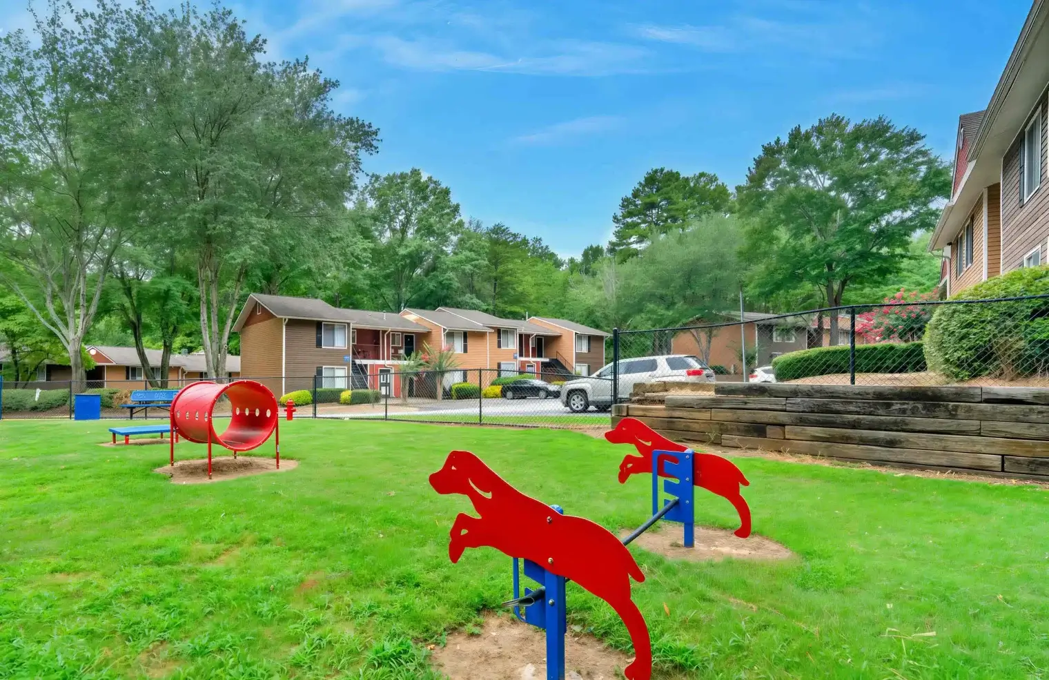 sterling glen pet park 1